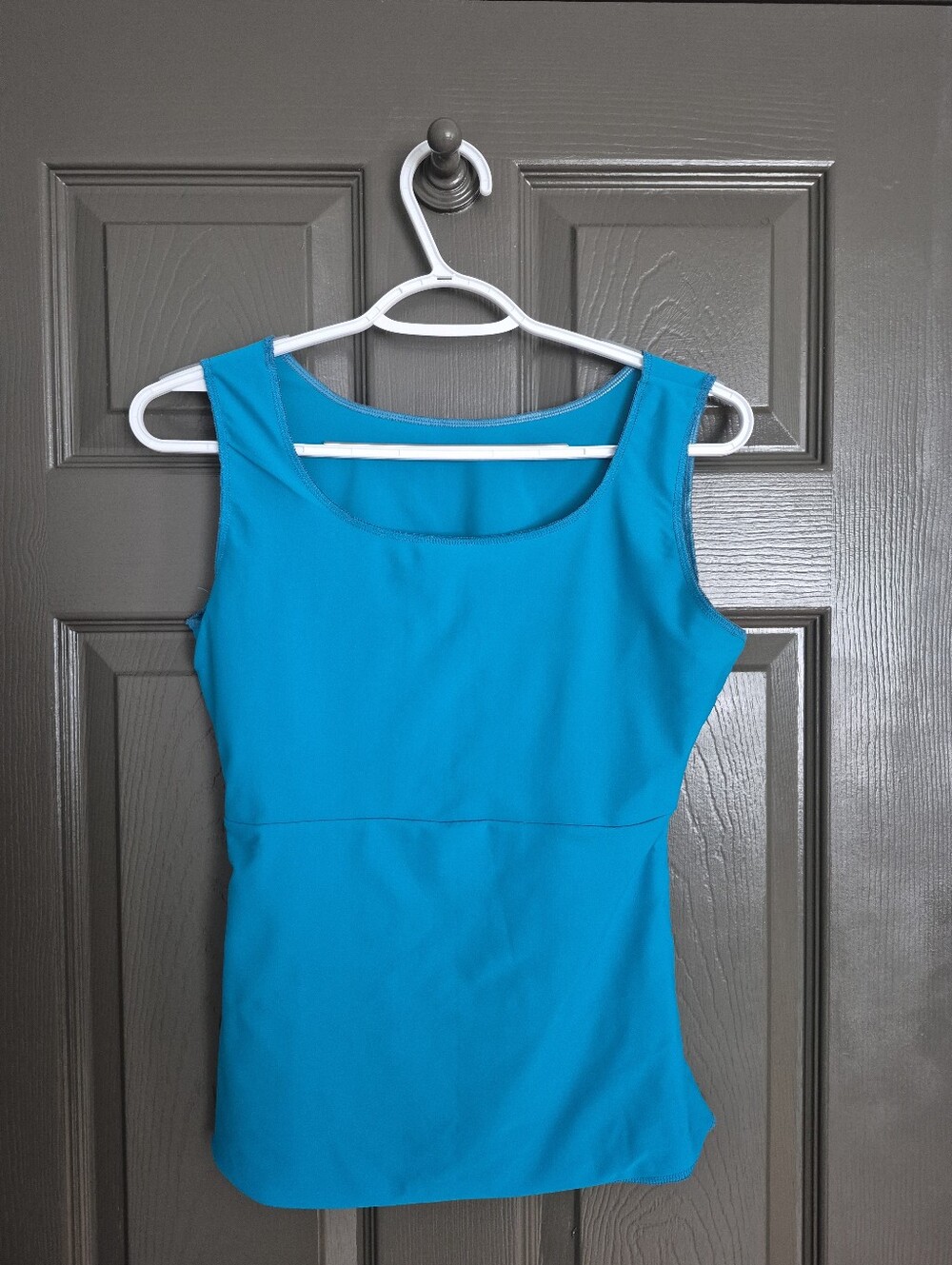 Wear Ease Women's Sport Top Size M